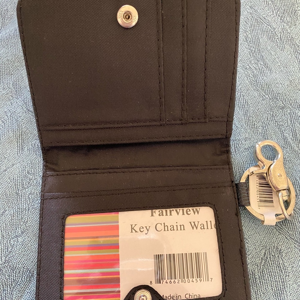 Fairview Wallet - Picture 3 of 3